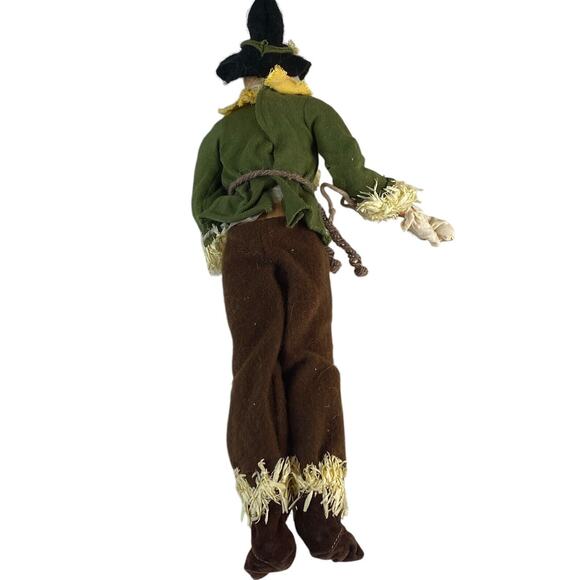 Wizard Of Oz Barbie Lot Of Four Dorothy With Todo Lion Tin Man Scarecrow - Picture 8 of 16